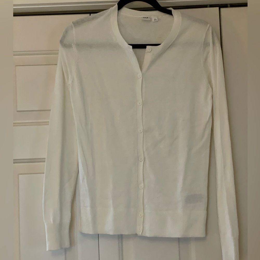 Never worn GAP button sweaters